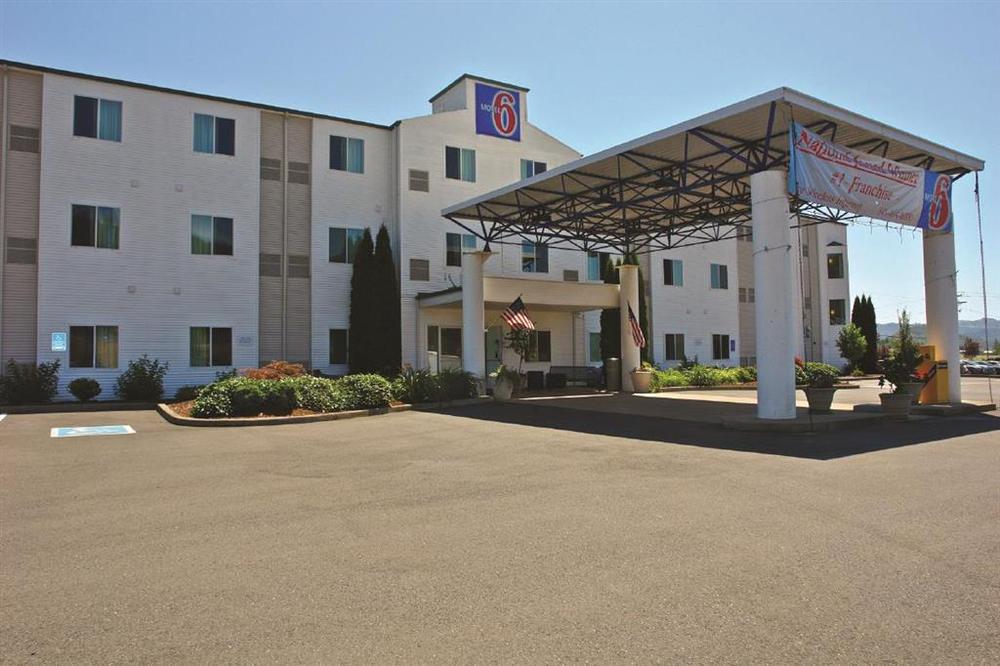 Motel 6-Roseburg, Or Exteriér fotografie